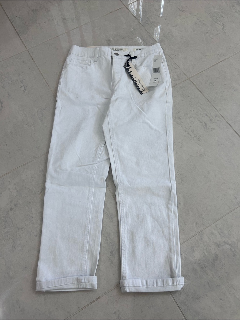 Jones New York White Cropped Women's Jeans